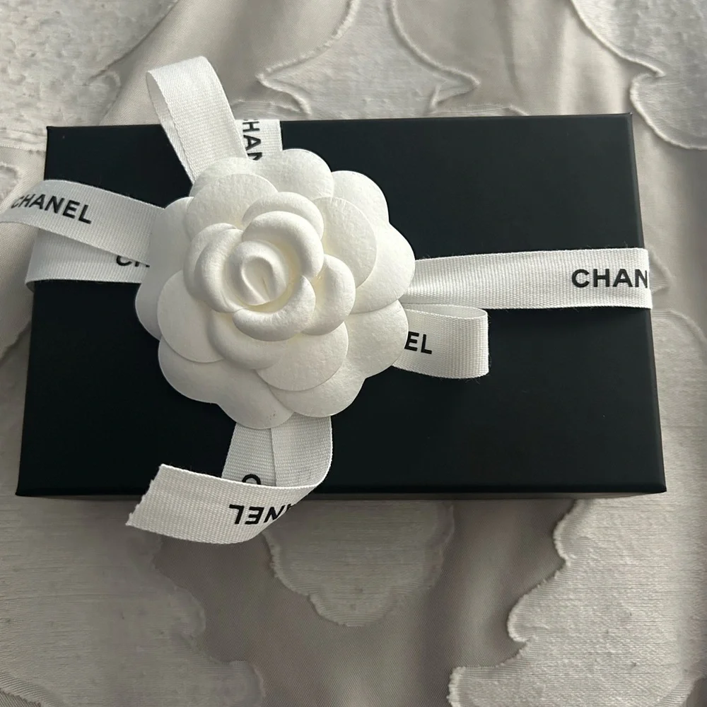 CHANEL Black Caviar Key Holder - NWT - Picture 6 of 8